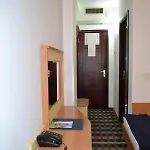 Plus Hotel 3*