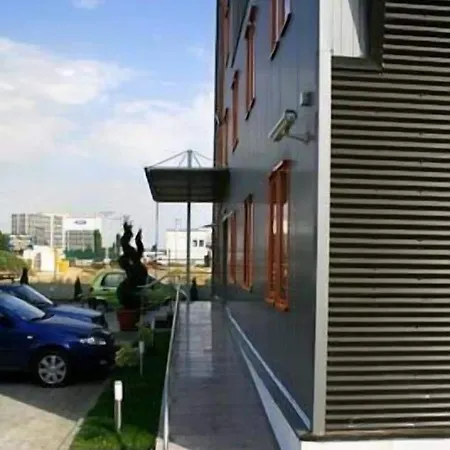 普拉斯酒店 酒店 克拉奥华