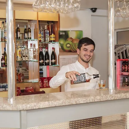 Hotel Plus Hotel Craiova