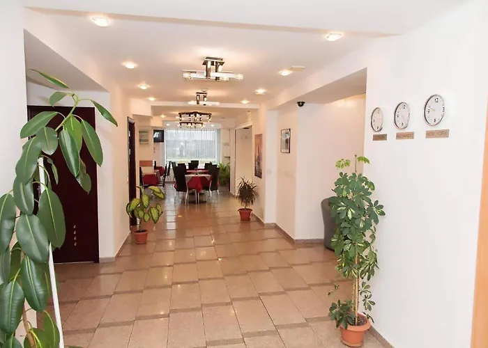 Hotel Plus Hotel Craiova