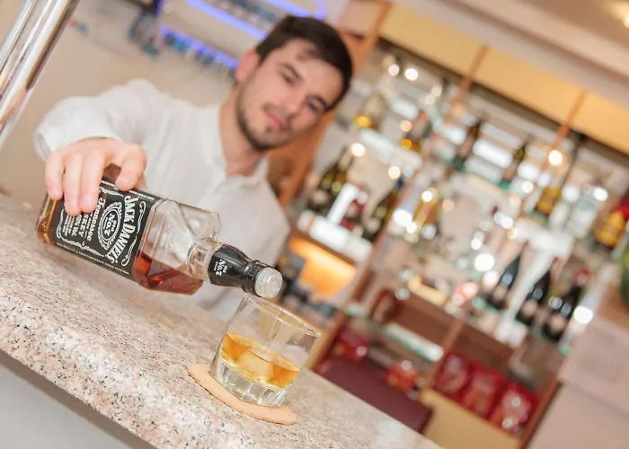 Hotel Plus Hotel Craiova